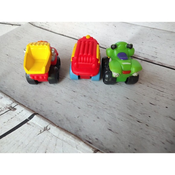 Lot of 3 Tonka Mini 2" Vehicles Chuck, Firetruck, Atv Play Cars - Picture 4 of 6